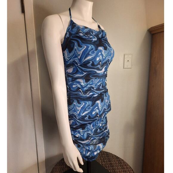 NWT West Of Melrose Tillys Blue Graphic Ruched Bodycon Mini Halter Dress Medium - Picture 9 of 10